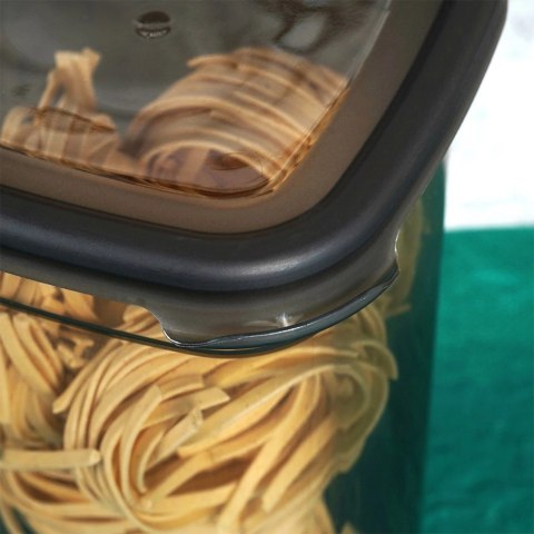 Pojemnik na produkty sypkie z pokrywką 1,85 l Pojemnik na produkty sypkie z pokrywką 1,85 l